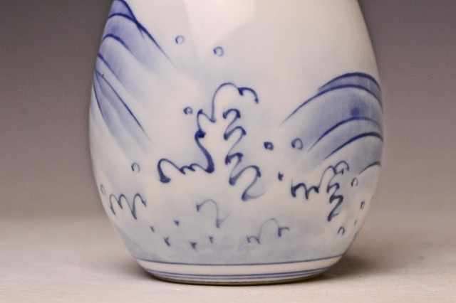 半額】 fajasbela.com 十二代酒井田柿右衛門 染錦 唐子遊画小花瓶 共箱