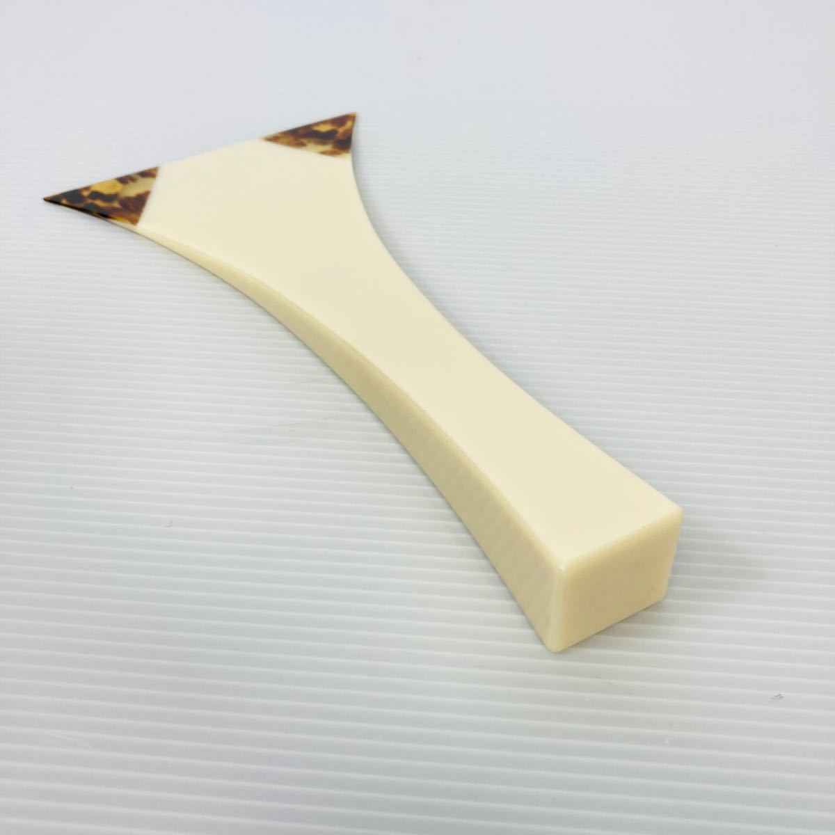 【美品】鼈甲耳 三味線の撥 (べっ甲 べっこう ばち バチ 三線)