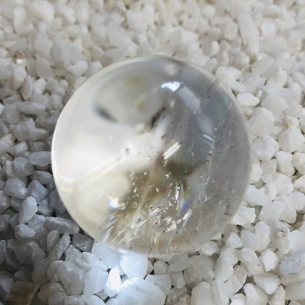 氷のような天然水晶玉 30mm 水晶さざれ 高級アカシアプレート3点セット 浄化プレート アロマディッシュ UPHADOO