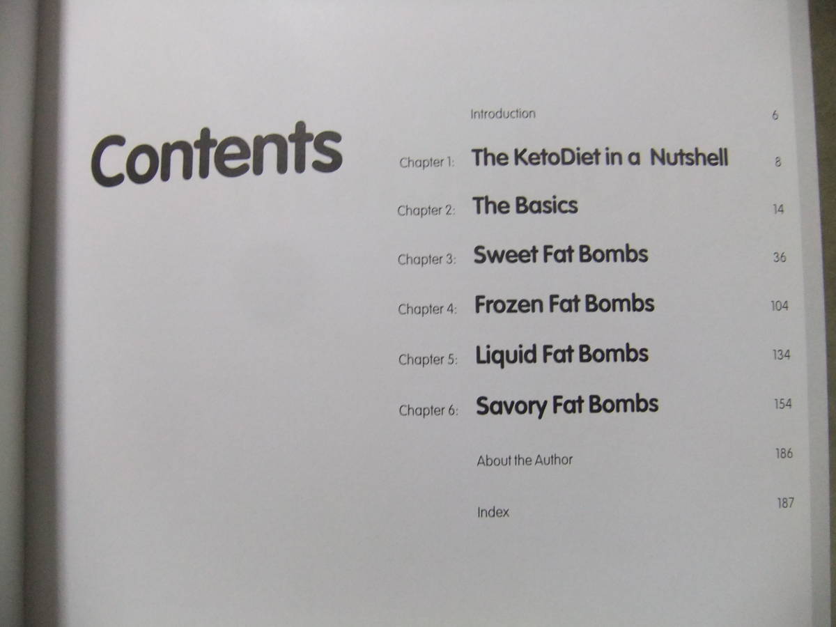 *Sweet and Savory Fat Bombs: 100 Delicious Treats for Fat Fasts, Ketogenic, Paleo, and Low-Carb Diets *Martina Slajerova