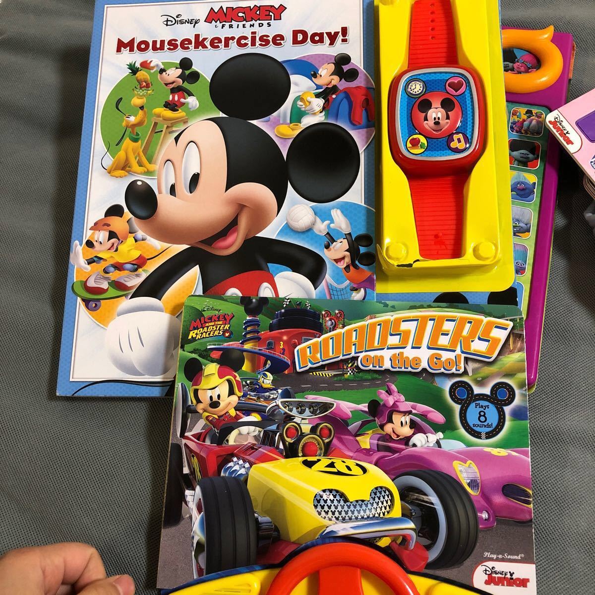 Disney Mickey Mousekercise子どもの本英語の音に音楽がついています。