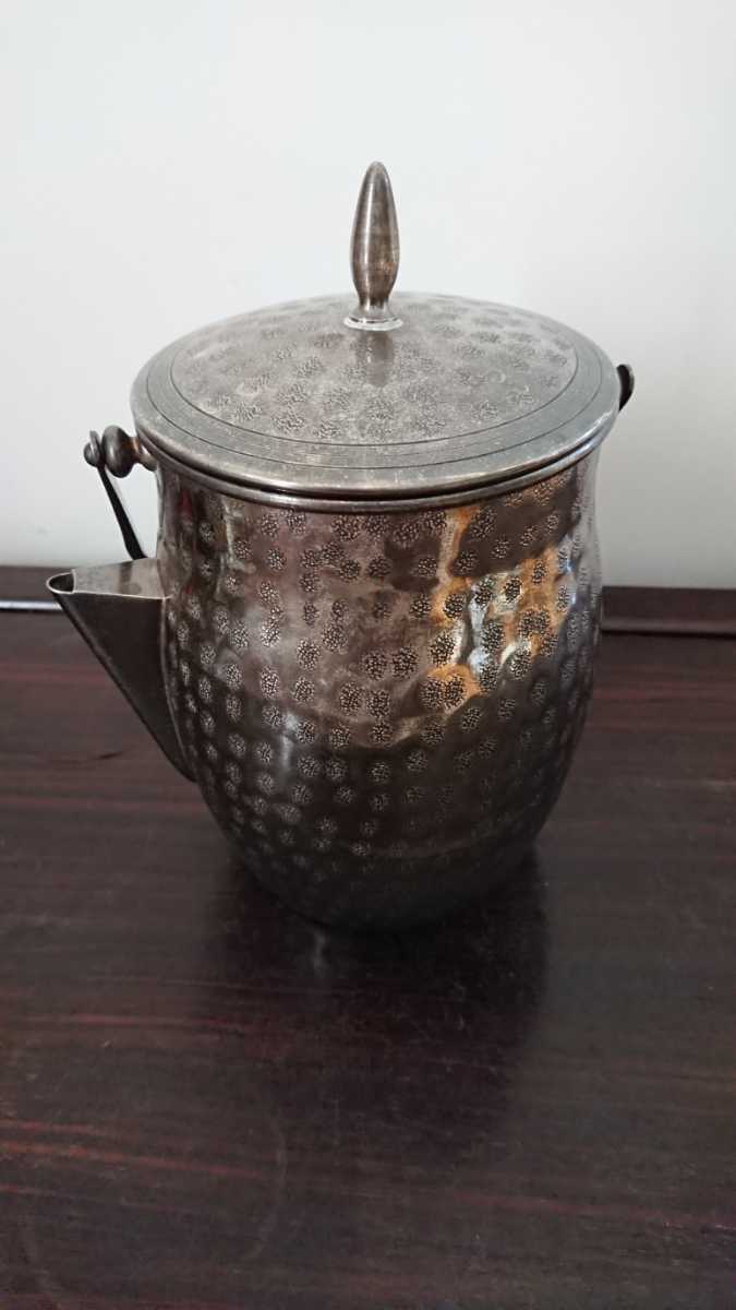 イ222 水注『いぶし銀 燻銀 薬缶 急須』茶道具 煎茶道具 時代物 いぶし銀 槌目 急須 水注 湯沸かし 茶道