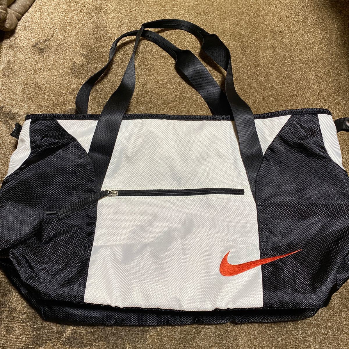 NIKE スポーツバッグ