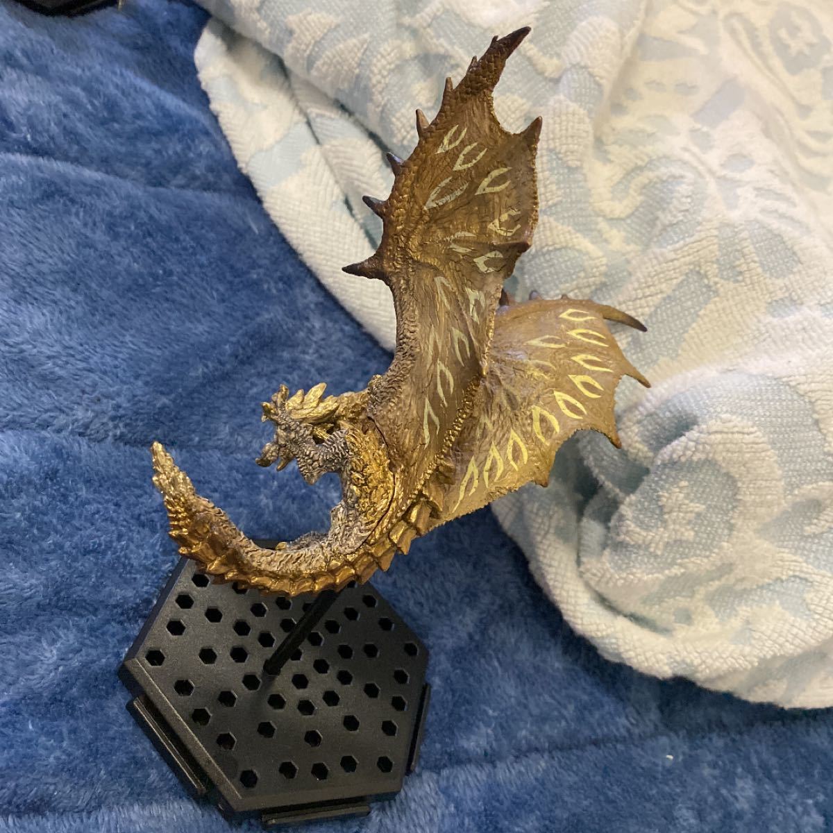 Paypayフリマ モンスターハンタースタンダードモデル モンスターハンターリオレウス希少種 リオレイア希少種フィギュア Paypayフリマ モンスターハンタースタンダードモデル モンスターハンターリオレウス希少種 リオレイア希少種フィギュア