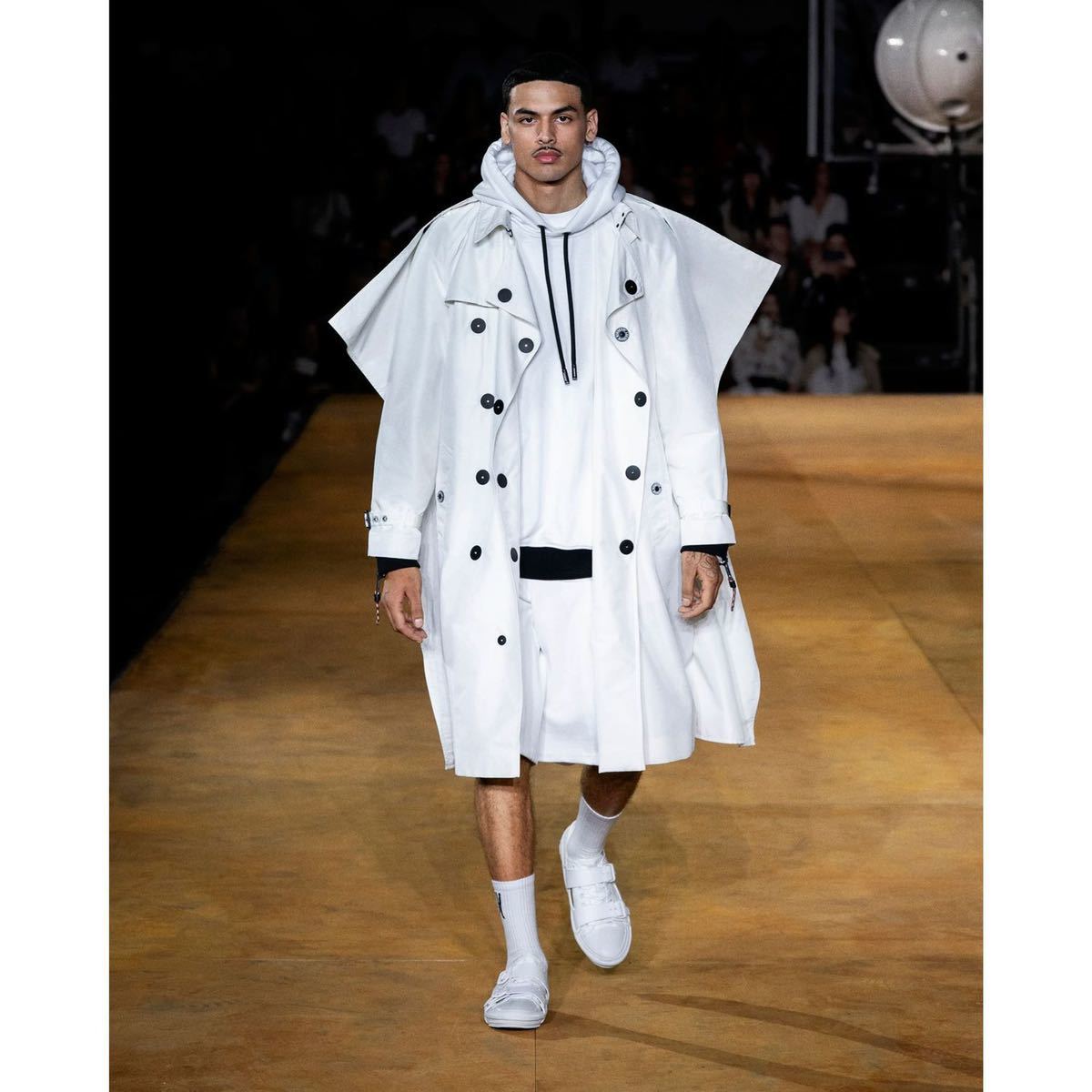 新品 BURBERRY 20SS バーバリー ケープディテール ロング トレンチ