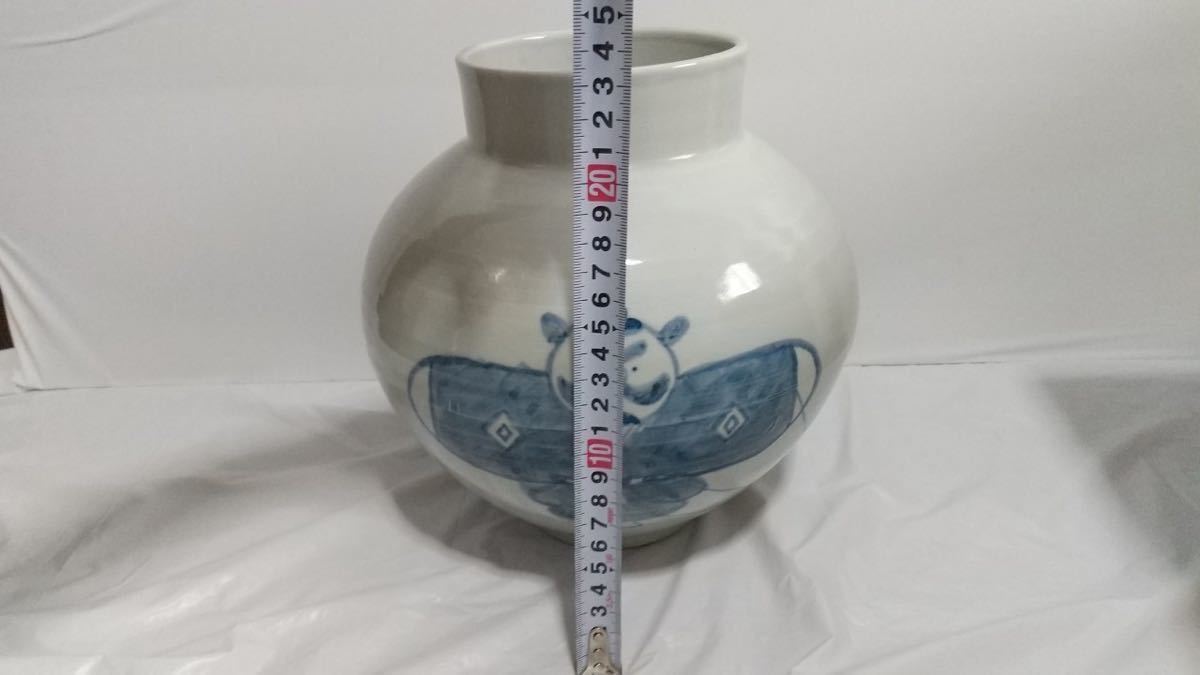 山口マサル 本人作 イラストレーター 花瓶 凧あげ 花器 フラワーベース アンティーク ビンテージ 陶芸 有名 昭和レトロ 古美術 壷 絵 花瓶 売買されたオークション情報 Yahooの商品情報をアーカイブ公開 オークファン Aucfan Com 山口マサル 本人作 イラストレーター 花瓶 凧あげ 花器 フラワーベース アンティーク ビンテージ 陶芸 有名 昭和レトロ 古美術 壷 絵 花瓶 売買されたオークション情報 Yahooの商品情報をアーカイブ公開 オークファン Aucfan Com