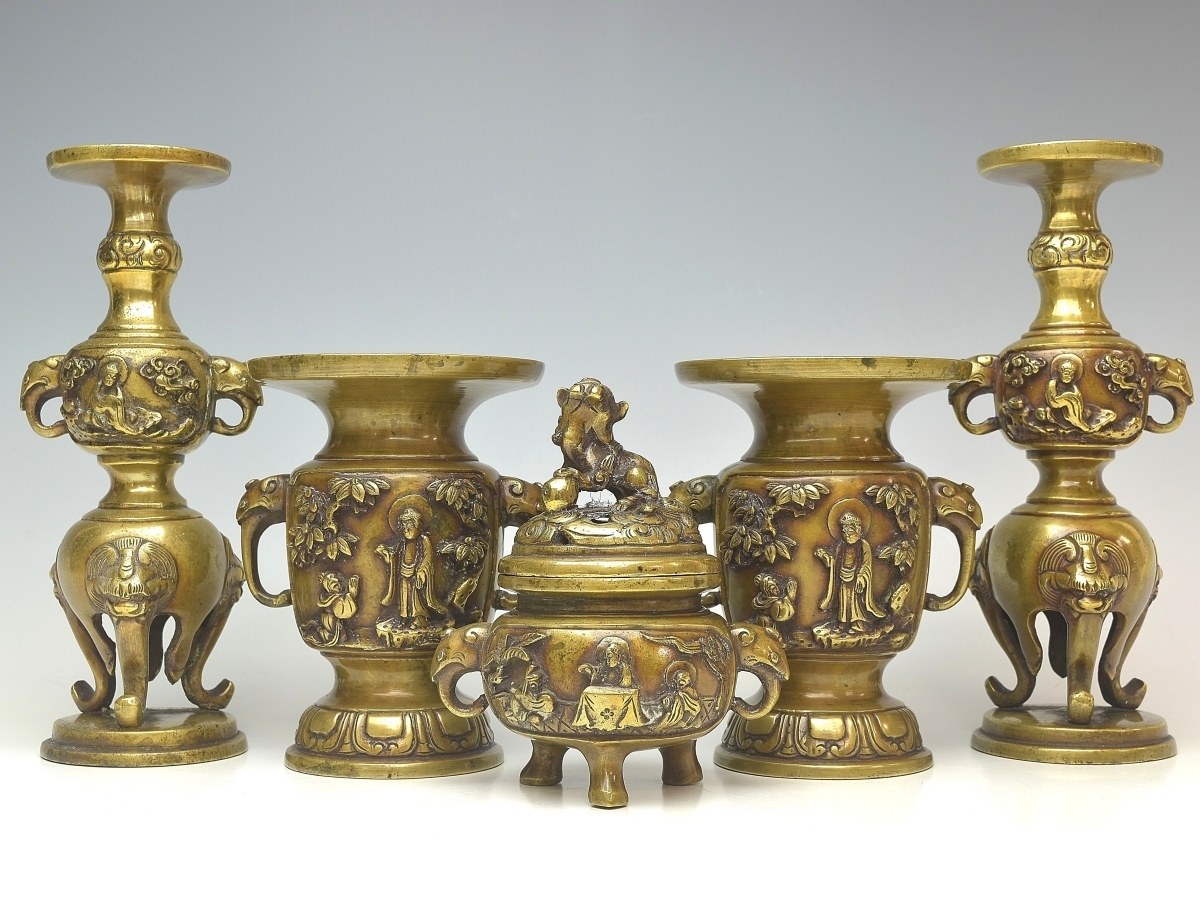 【趣楽】仏教美術　時代　銅器五具足　総重量３５２４ｇ　仏具　香炉　燭台　花瓶　Ｎ１５４１_画像2