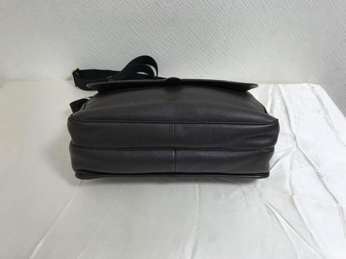 ヤフオク! - 本物ロエベLOEWE本革レザーショルダーバッグビジ