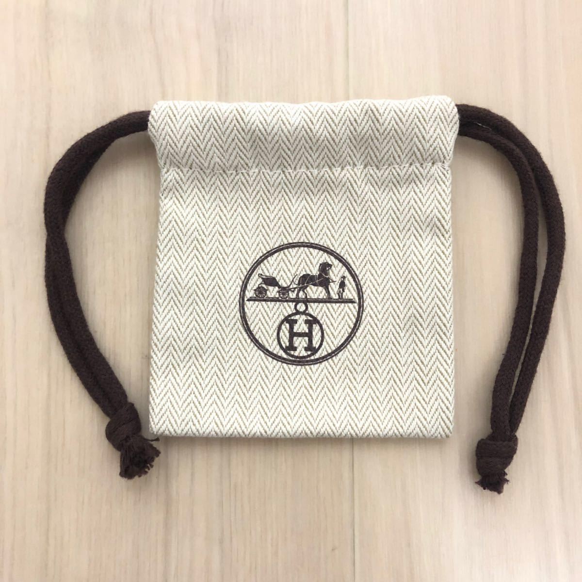 売約済み分です HERMES エルメス 保存袋 巾着袋 ヘリンボーン ポーチ