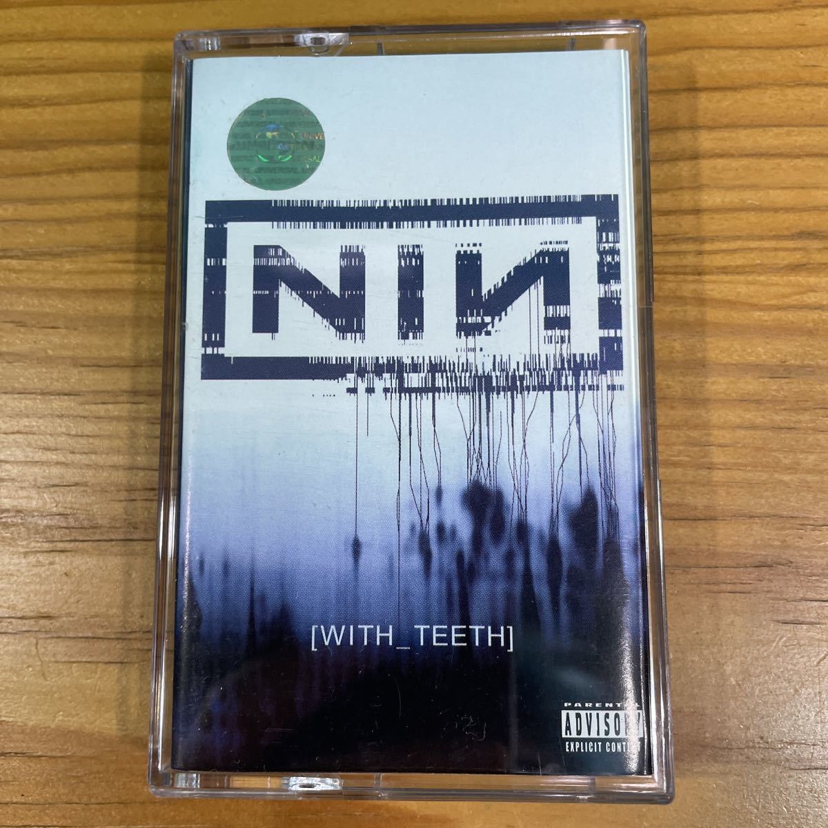 Nine Inch Nails「With Teeth」カセットテープ 輸入盤 正規品 Official ナイン・インチ・ネイルズ レコード 2005 LP T-Shirt RARE!! 希少!!_画像1