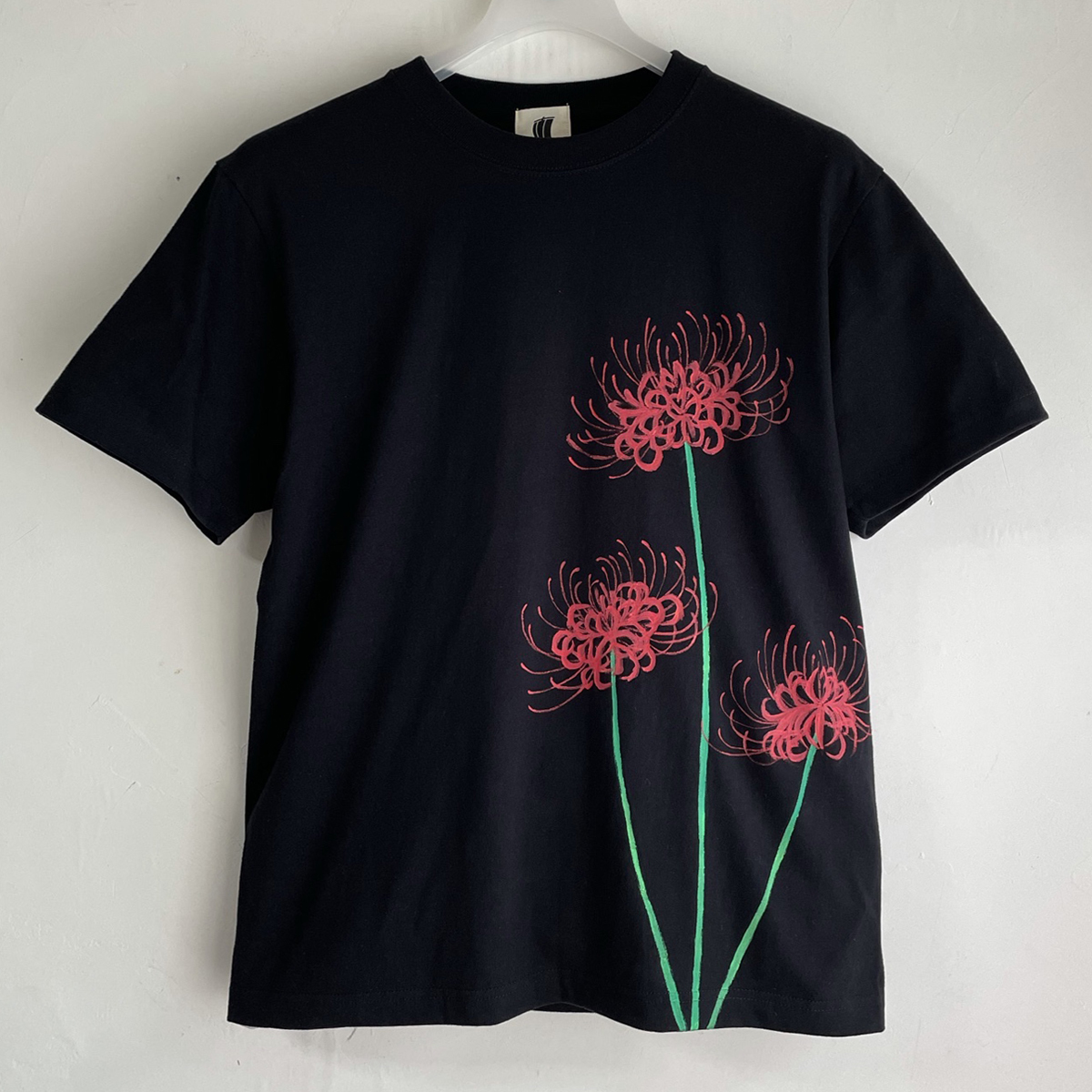 メンズ Tシャツ XXLサイズ 彼岸花柄Tシャツ 黒 ハンドメイド 手描きTシャツ 和柄 花柄 秋冬