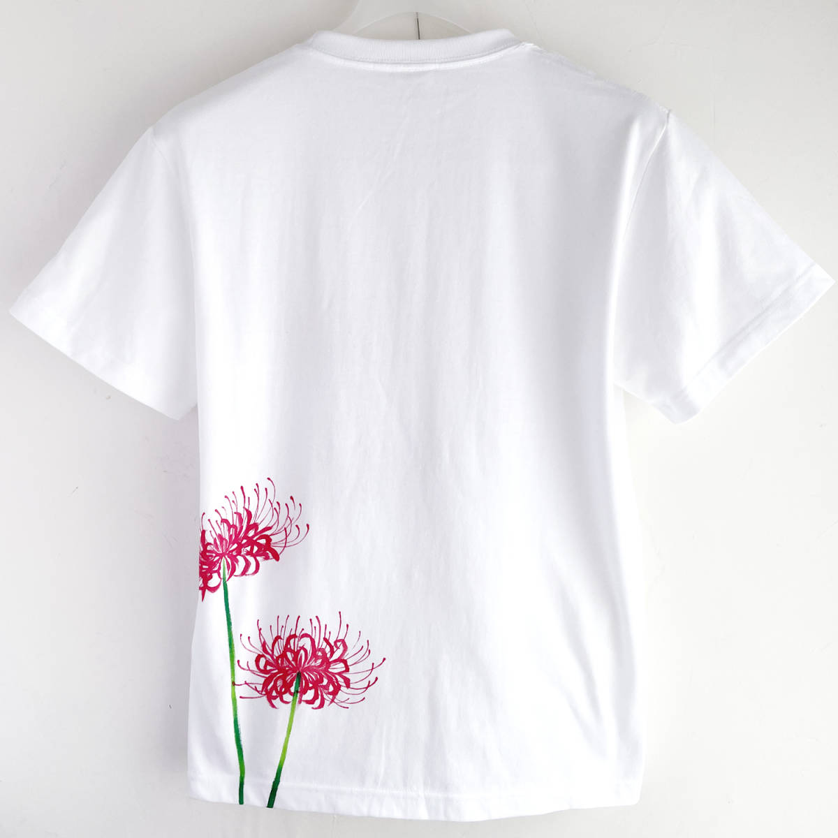 メンズ Tシャツ Mサイズ 彼岸花柄Tシャツ 白 ハンドメイド 手描きTシャツ 和柄 花柄 秋冬