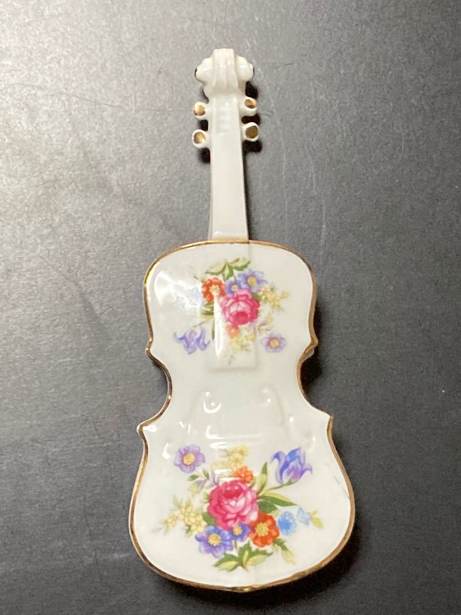 バイオリンの陶器小物入れイタリア製