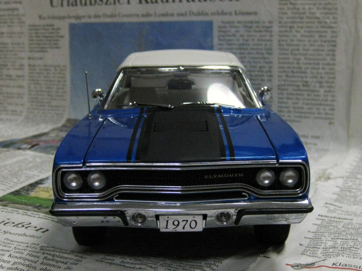 ★レア絶版*世界1488台*GMP*1/18*1970 Plymouth Hemi Road Runner Convertible ブルー/ホワイト≠EXOTO_画像3