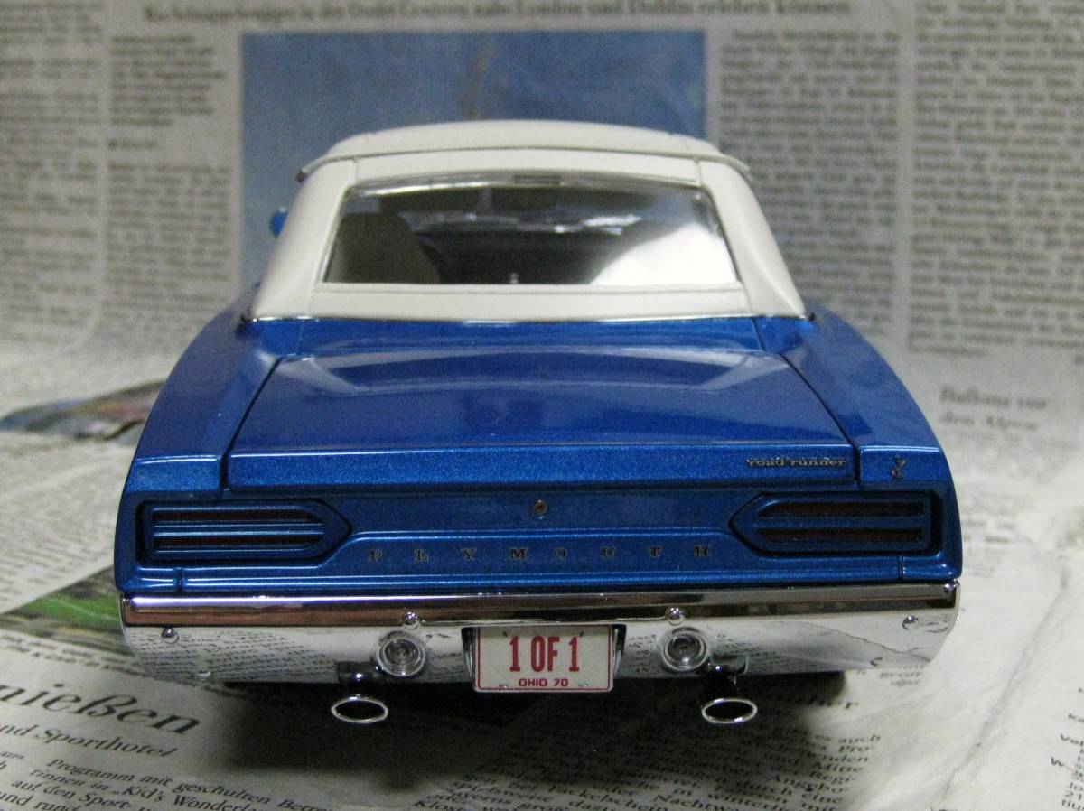 ★レア絶版*世界1488台*GMP*1/18*1970 Plymouth Hemi Road Runner Convertible ブルー/ホワイト≠EXOTO_画像4