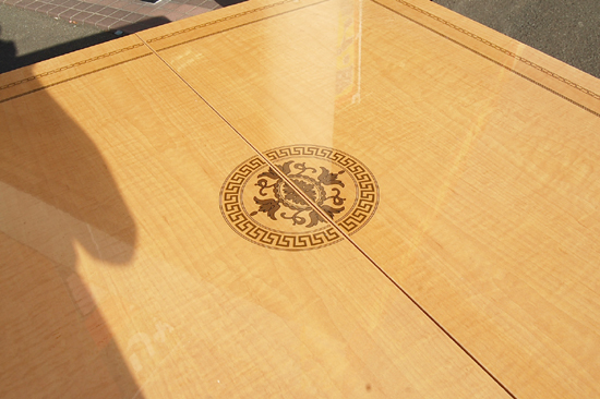 イタリア製 伸縮ダイニングテーブル アイボリー系 幅118～158×奥118×高77.5cm アンティーク 家具 大型 札幌市_画像5