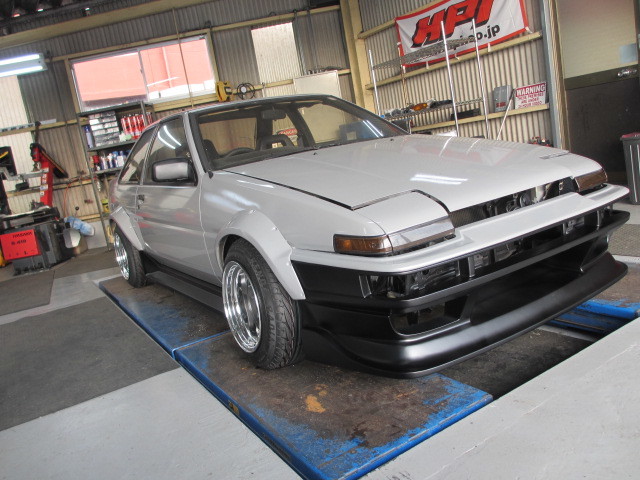 今年の新作から定番まで！ トヨタAE86 トレノ 前期3door サンシェード