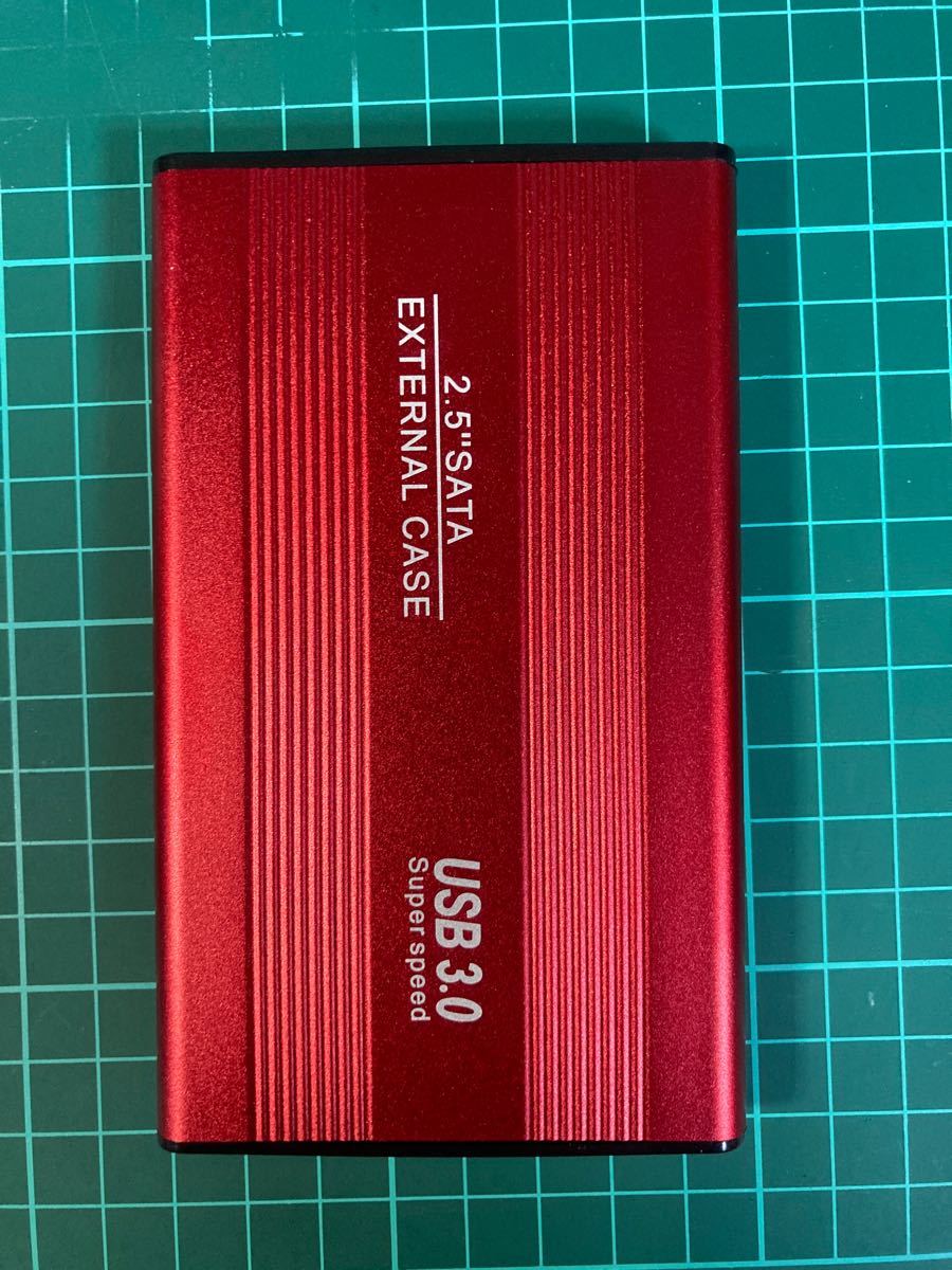 外付けポータブルHDD USB3.0 赤　750GB　ケース新品1　大容量