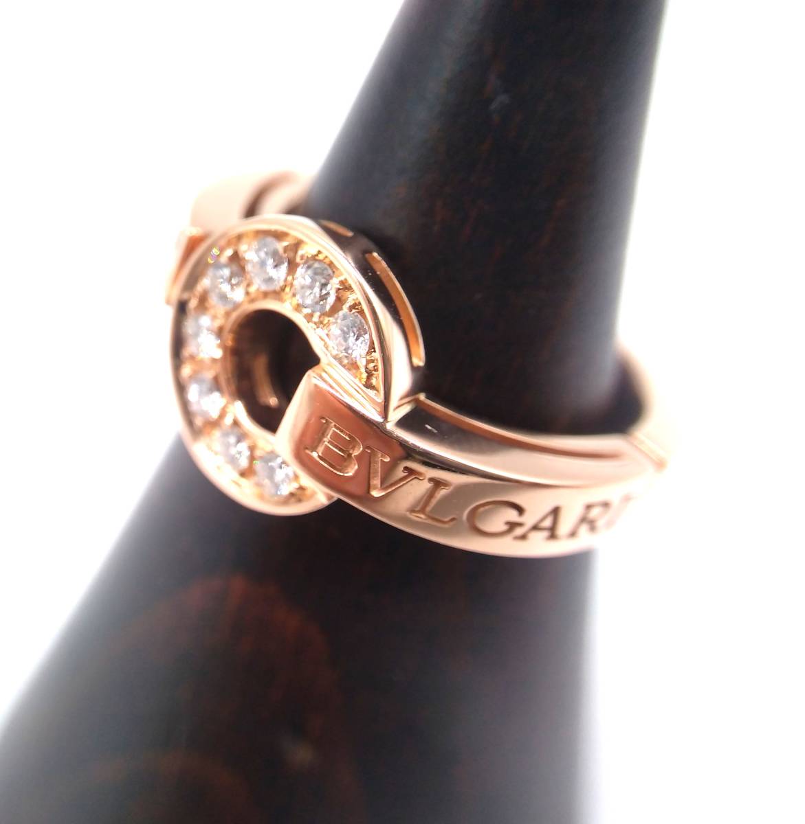 美品 BVLGARI K18 750 ゴールド ブルガリブルガリ 8号 ダイヤ付 5.7g リング 指輪 パヴェダイヤモンド レディースアクセサリー_画像3