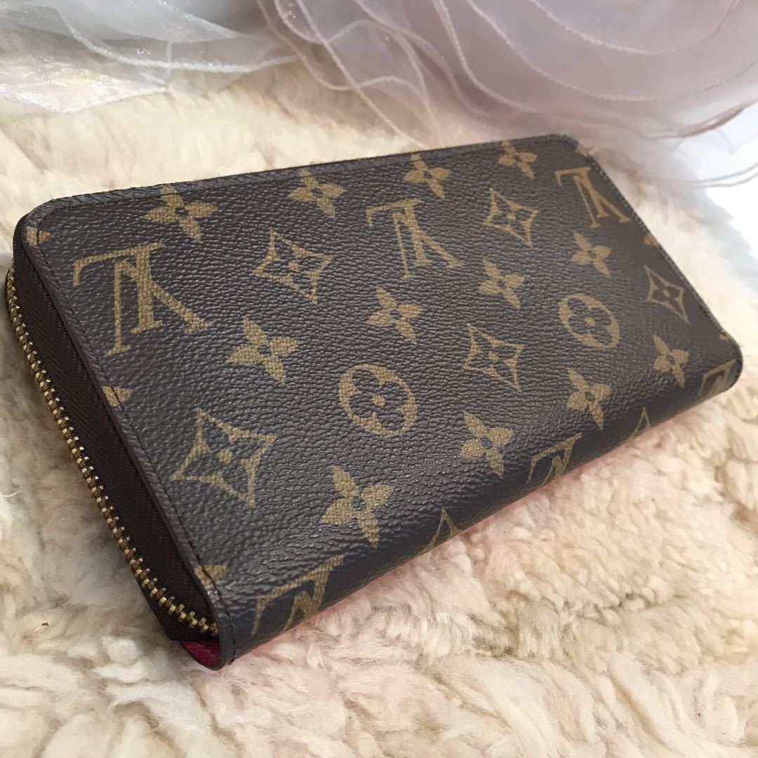 LOUIS VUITTON ルイヴィトン ジッピーウォレット イヴァシオン