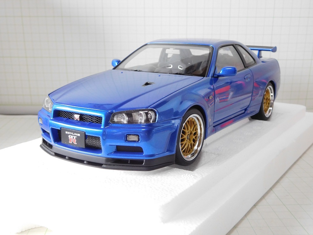 ◎Aa1/18　日産 スカイライン GT-R (R34) VスペックⅡ ベイサイドブルー/BBS LMホイール_画像2