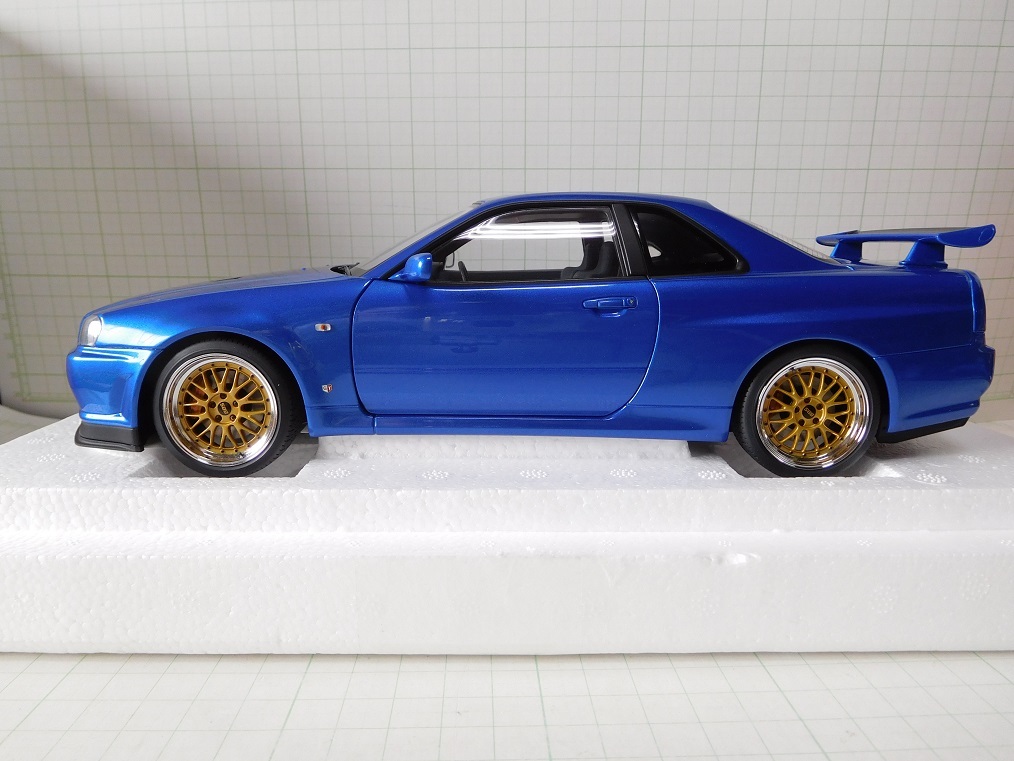 ◎Aa1/18　日産 スカイライン GT-R (R34) VスペックⅡ ベイサイドブルー/BBS LMホイール_画像3