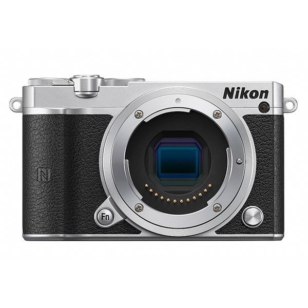 中古 １年保証 美品 Nikon J5 ボディ シルバー