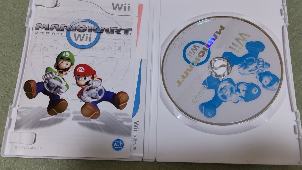 Wii マリオカートWii+Wiiハンドル+リモコン セット