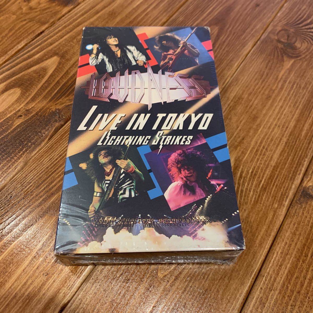 VHS ビデオテープ LOUDNESS ラウドネス LIVE IN TOKYO ライヴ・イン・トウキョウ_画像1