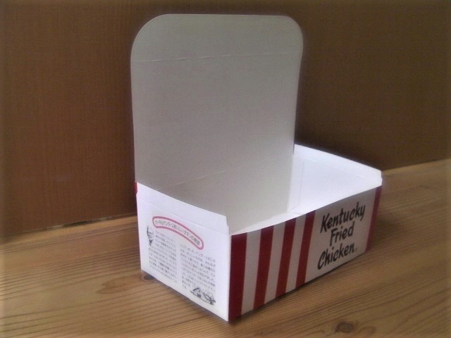 rare 1977 year about /KFC Kentucky Fried Chicken *tina-BOX. box ( not yet constructed ) package * car flannel Sanders * unused beautiful goods *1970 period novelty goods 