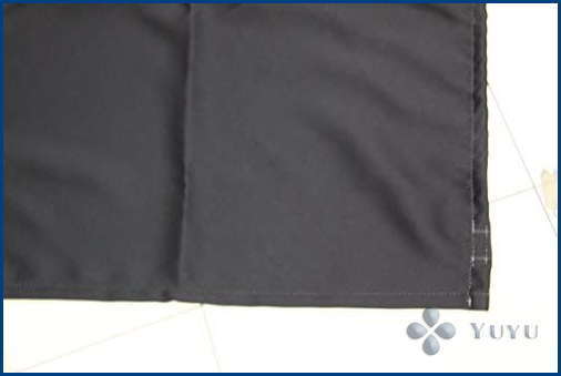 トラックカーテン ノーマルリヤカーテン 1枚物 黒 遮光性 安心の日本製 巾170cmｘ丈70cm1枚入り 日よけに最適_画像1