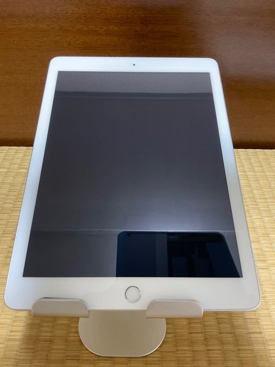 iPad 第5世代 128GB Wi-Fi 箱 付属品有り|Yahoo!フリマ(旧PayPayフリマ)