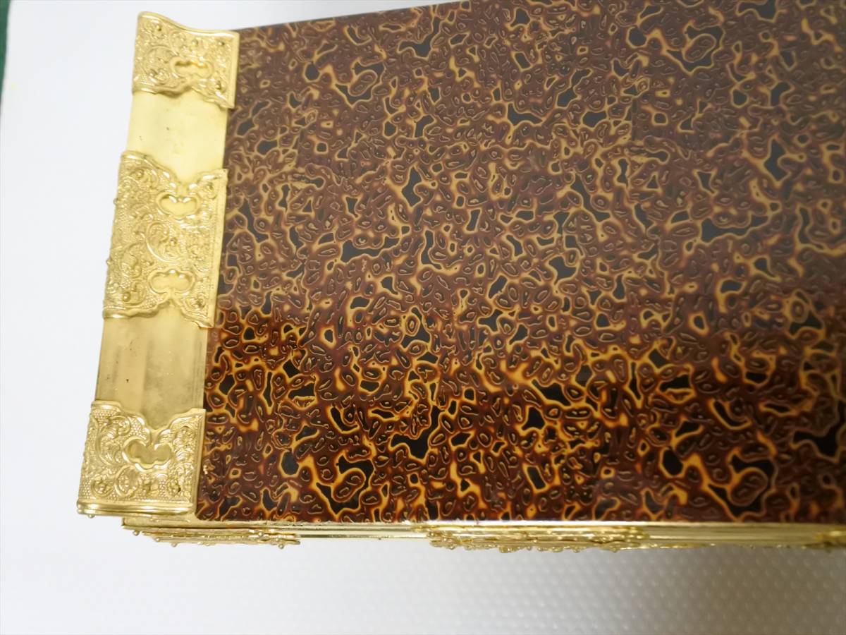 収集品 最高級国産前卓 裏金 木製本金箔 虫喰塗 金具付き 仏具 収集品 最高級国産前卓 裏金 木製本金箔 虫喰塗 金具付き 仏具