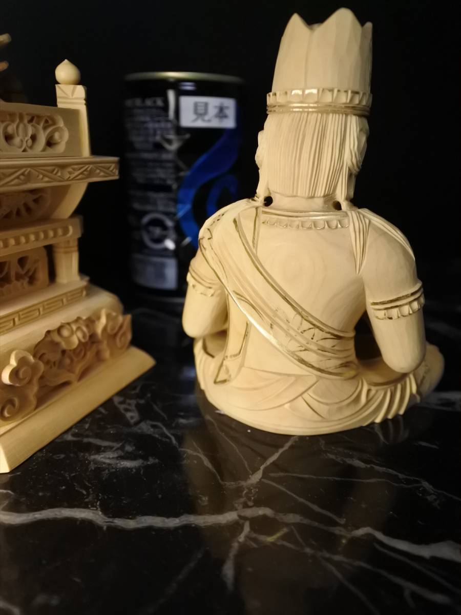 未使用保管品 本柘植 六角台飛天金泥付大日 2.5寸 仏像( 未使用保管品 本柘植 六角台飛天金泥付大日 2.5寸 仏像(