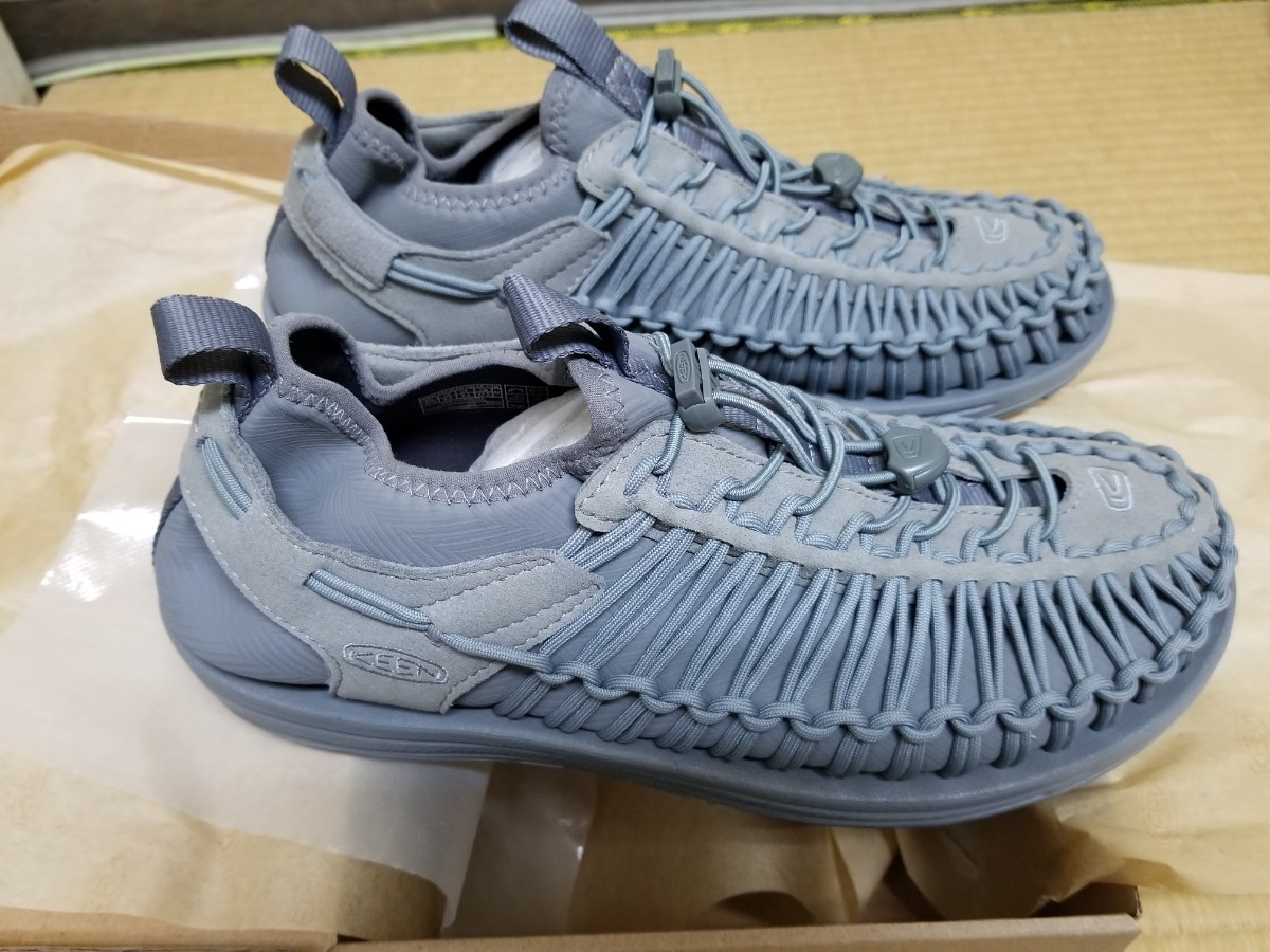 今年の夏はこれ履いてキャンプ行こうKEEN　デッドストック