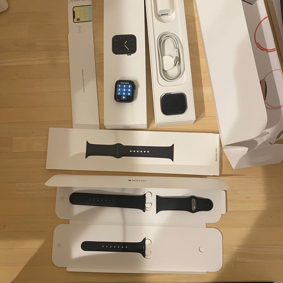 Apple Watch Series5 40mm GPS スペースグレ 本体　MWV82J/A A2092