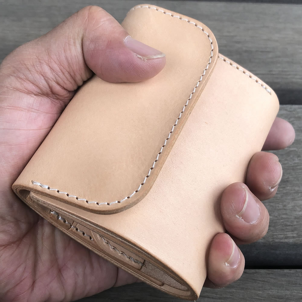  purse compact Mini wallet Italian leather unbleached cloth. cow leather use natural made in Japan CW001-NA LEVEL7