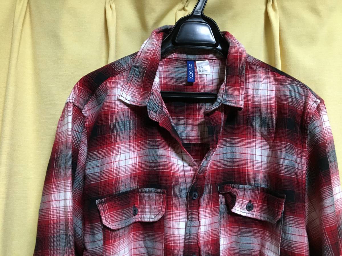 USED☆ DIVIDED H&M Men's 合わせやすい赤系チェックのネルシャツ　 サイズM_画像2