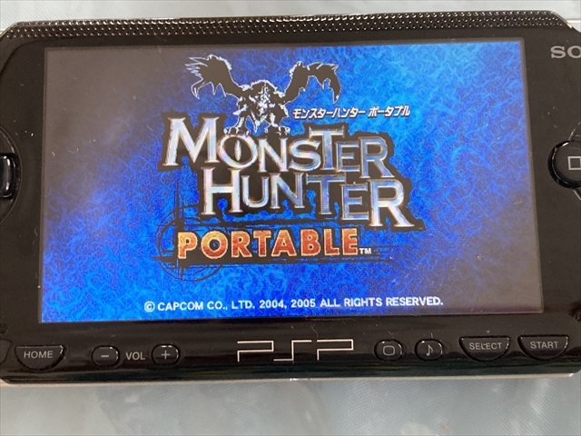 21-PSP-229　プレイステーションポータブル　モンスターハンターポータブル1、3rd　セット　動作品　PSP