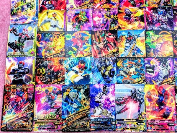 送230円～ 大量! 仮面ライダー「王蛇 ジオウトリニティ 威吹鬼 龍玄・黄泉 ビースト ビルド」他 トレーディングカード セット　特撮 トレカ_画像4