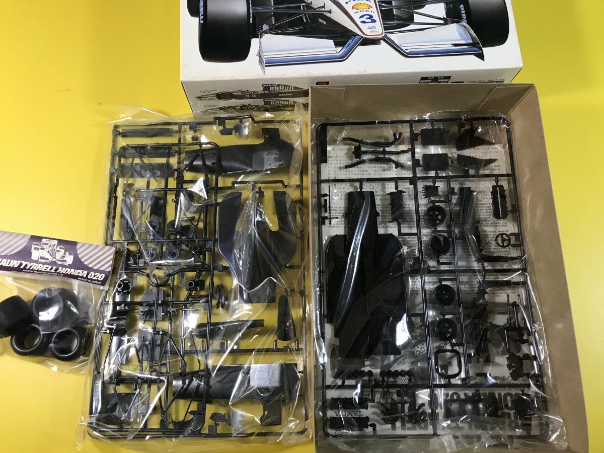 Yahoo!オークション - タミヤ 1/20 中島悟 ブラウン ティレル Yahoo!オークション - タミヤ 1/20 中島悟 ブラウン ティレル