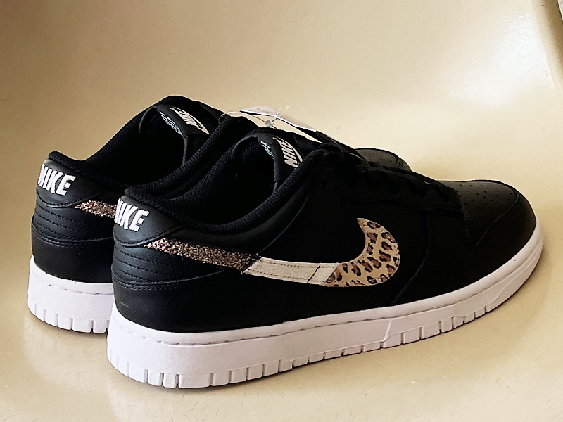 ナイキ｜NIKE W DUNK LOW SE *DD7099-001*【27.5cm】アニマル スウッシュ ダンク_画像3