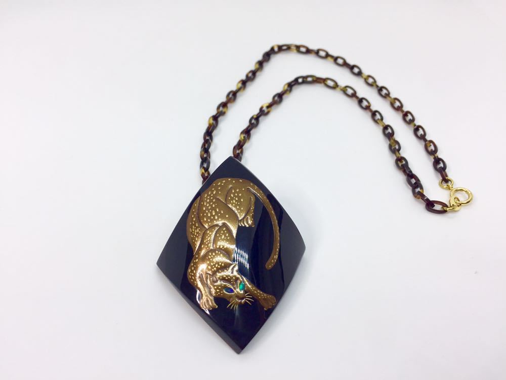 メール便対応! 本鼈甲 金蒔絵 作家もの ペンダントトップ 漆塗 花唐草