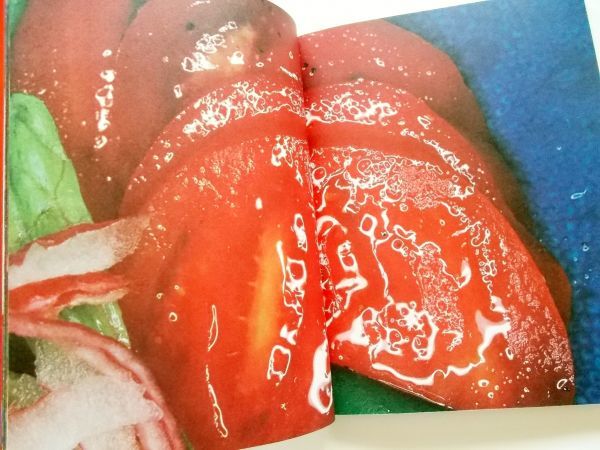 絶版希少本 荒木経惟 写真集 食事 THE BANQUET マガジンハウス 絶版希少本 荒木経惟 写真集 食事 THE BANQUET マガジンハウス