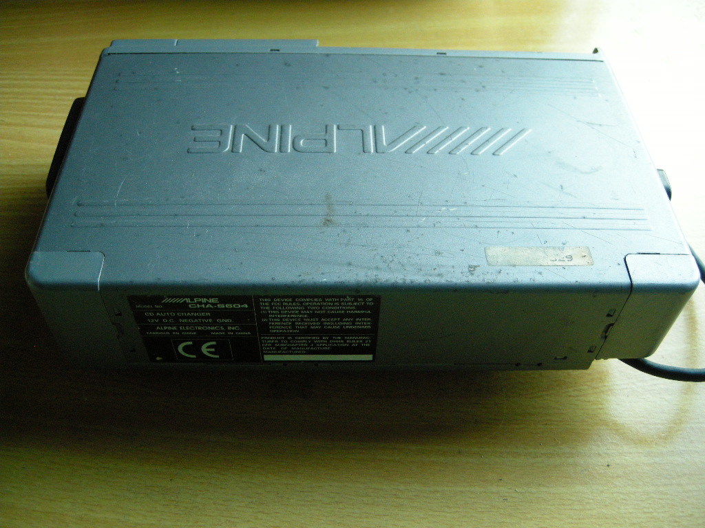  Alpine CHA-S604 6 полосный CD changer Ai-NET подключение, рабочее состояние подтверждено {ALPINE}REGULATED 1bit DAC / HIGH SPEED DISC CHANGE журнал отдельный 