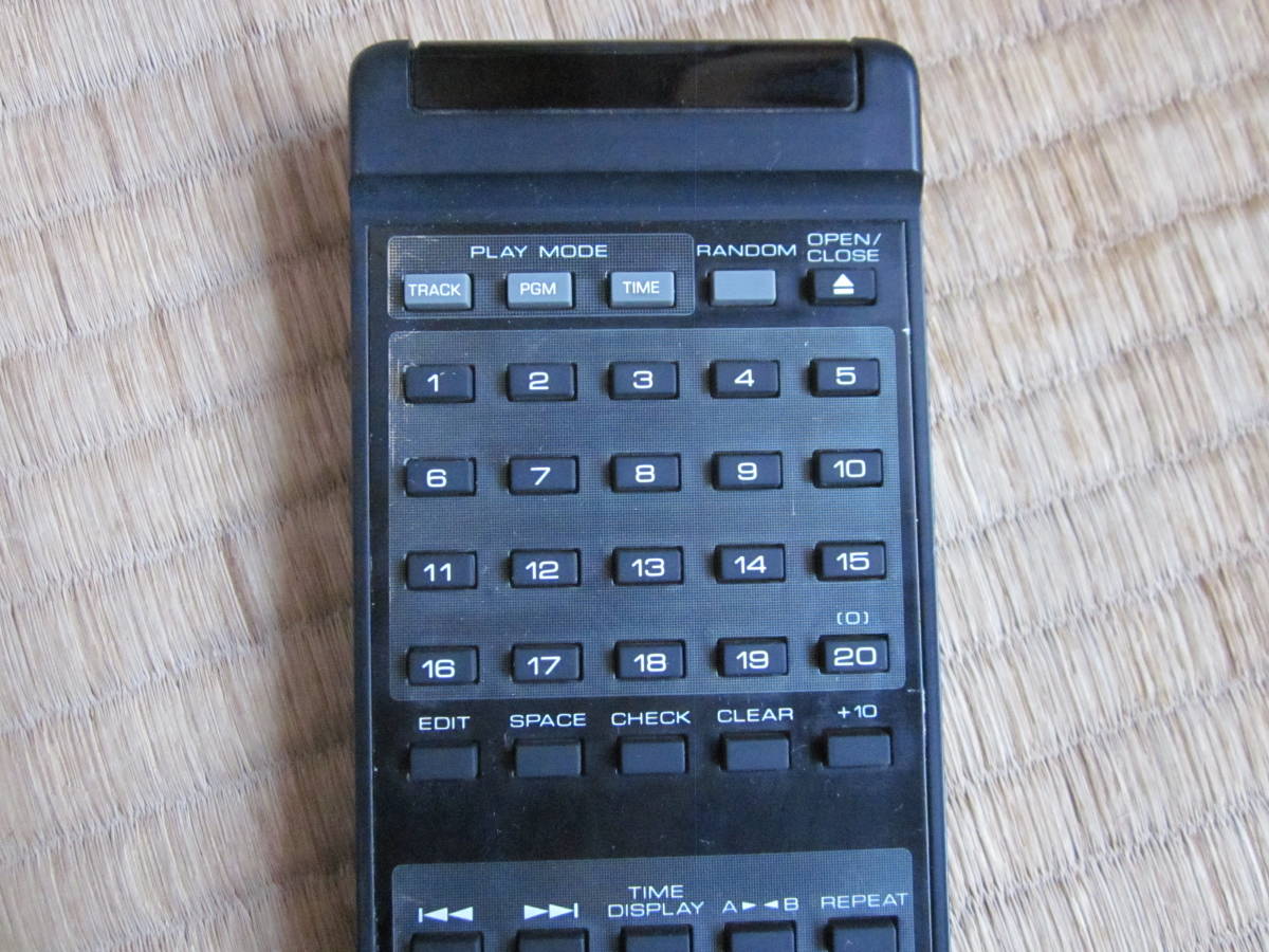 ジャンク KENWOOD ケンウッド リモコン RC-P8020 / CD ジャンク KENWOOD ケンウッド リモコン RC-P8020 / CD