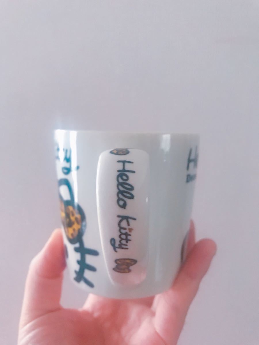マグカップ カップ　hello kitty ハローキティ　可愛い　ファッション　雑貨　コーヒー　ティーカップ　キッチン　誕生日