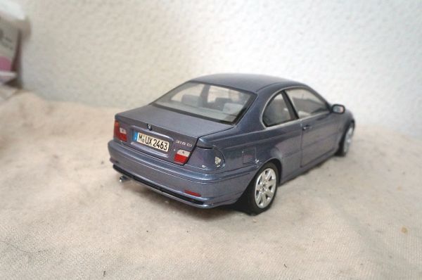 京商 BMW 3シリーズ クーペ E46 1/18 ミニカー 難ありの画像4