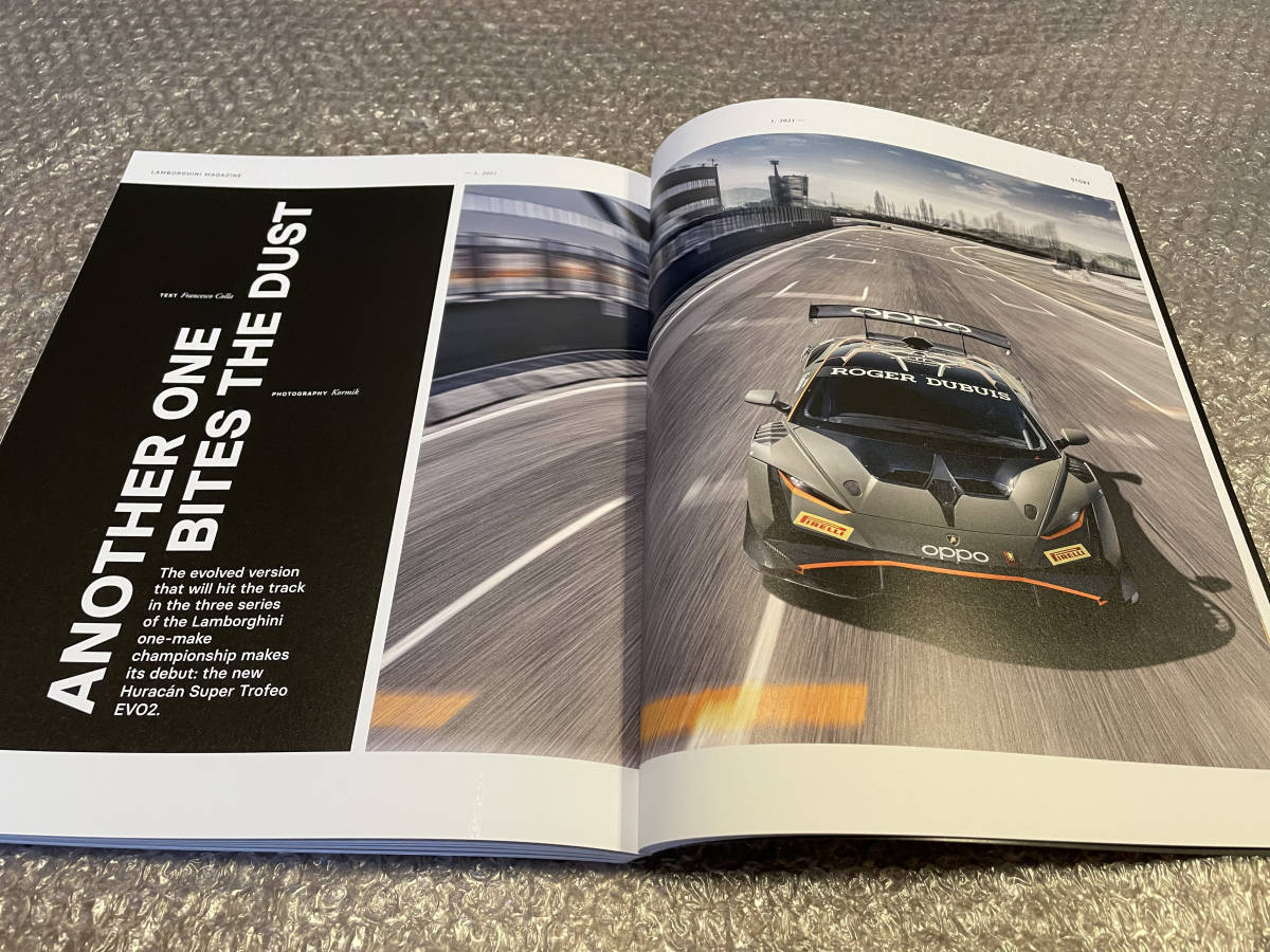  иностранная книга * Lamborghini официальный журнал #28* история плата V12 модель ... возврат . Miura счетчик k др. * бесплатная доставка 