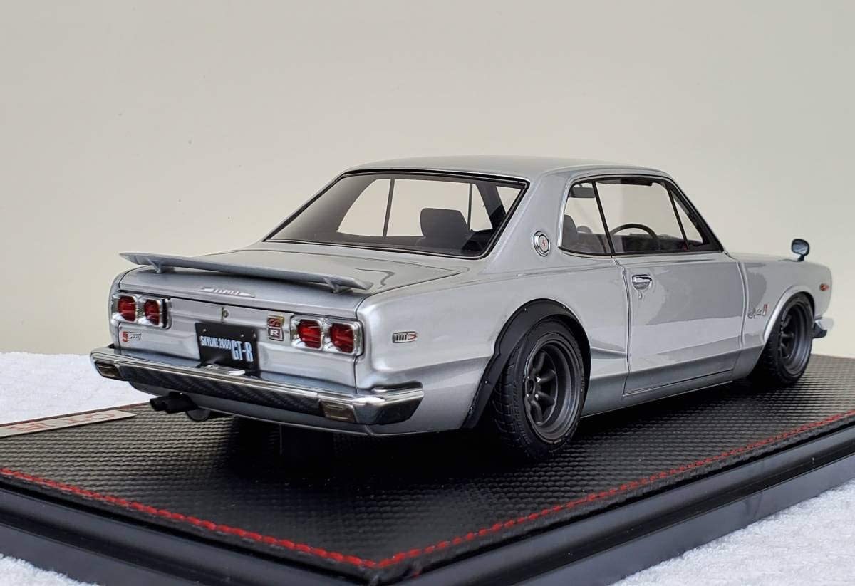 イグニッションモデル・WEB限定 (受注生産) 1/18 日産 スカイライン・ハコスカ 2000 GT-R (KPGC10) シルバー_画像6